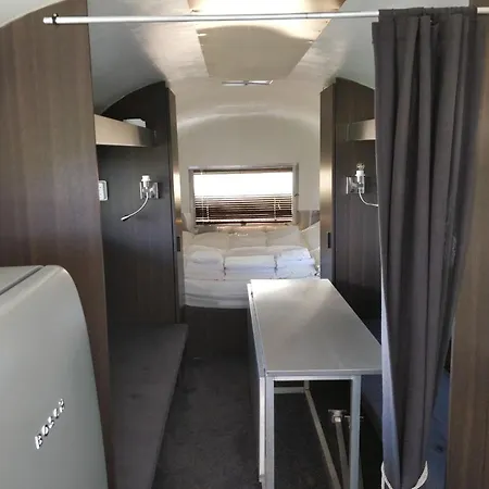 Κάμπινγκ Basecamp IJmuiden