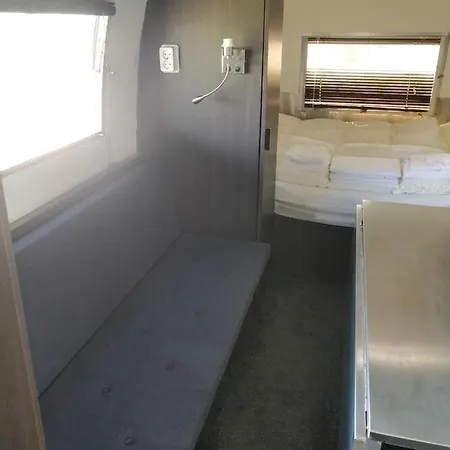 Basecamp Κάμπινγκ *