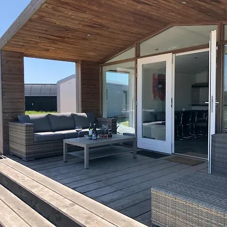 Basecamp Κάμπινγκ *