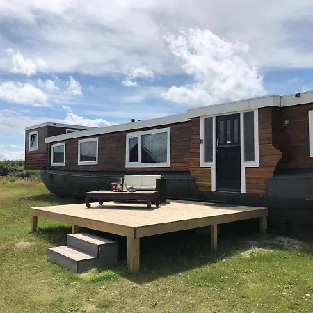 Basecamp Κάμπινγκ IJmuiden